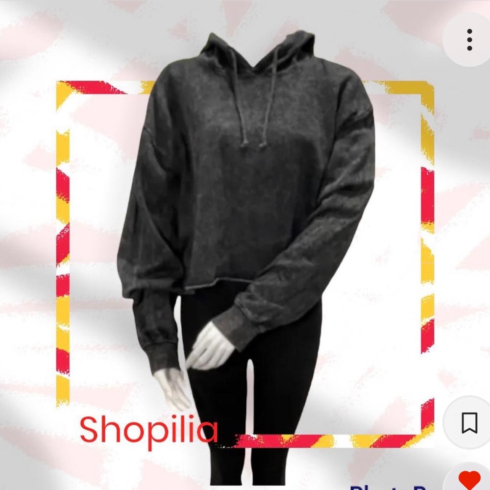 Black Cropped Hoodie NWT—BE YOU APPAREL & CO